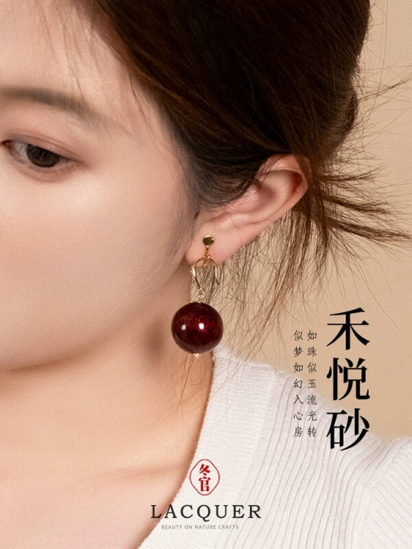 Large lacquer earrings, lacquer jewelry, exquisite light luxury, national style white, national style elegant Heyue sand